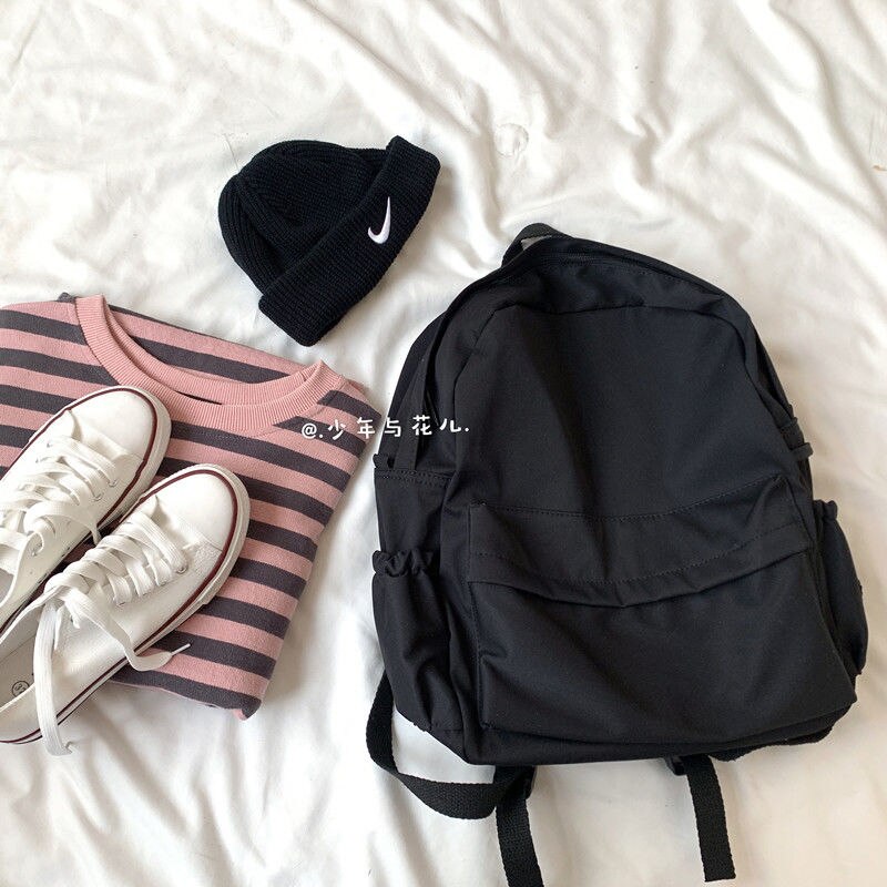 Ryggsäckar kvinnor nylon vattentäta fritidsstudenter harajuku solid dragkedja trend ins all-match mochila stor kapacitet ulzzang: Svart