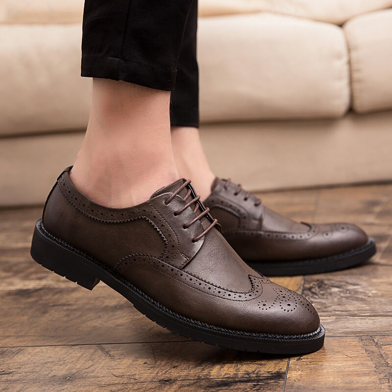 Miesten brogue oxford mekkokengät miesten hyvin pukeutunut herrasmies käsintehdyt jalkineet moderneille miehille koko 38-47 zapatos hombre