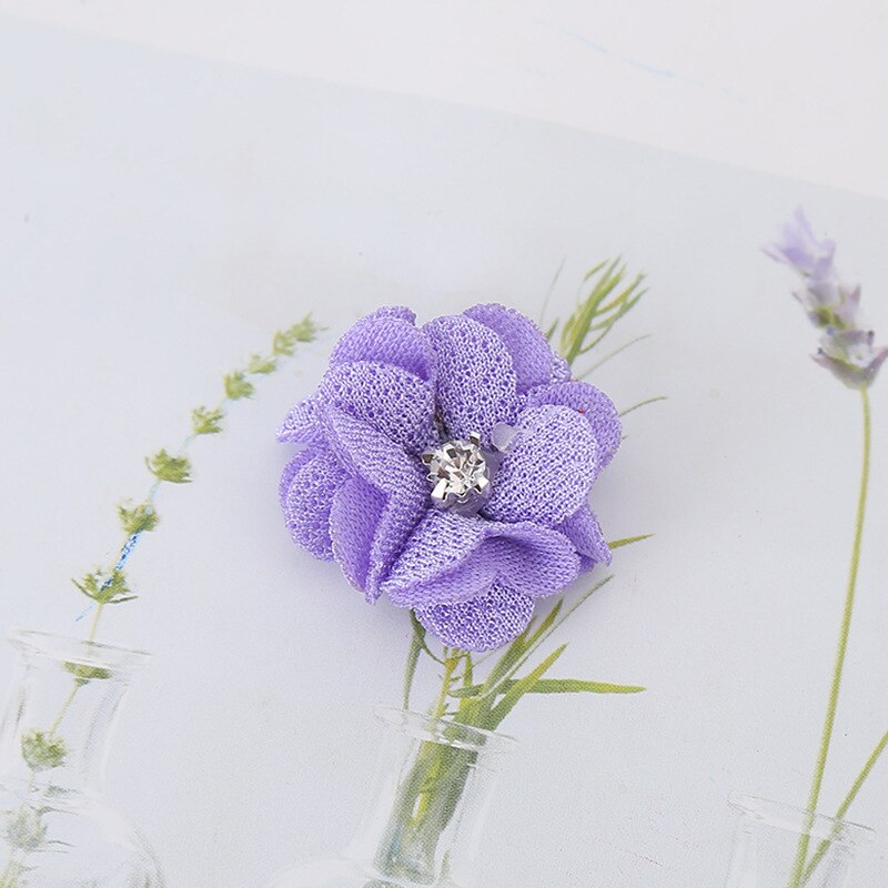 10 stks/partij Multi Kleuren Handgemaakte Kleine Stof Satijnen Bloemen met Rhinestone Applicaties Naaien Bruiloft Kleding Accessoires Bloemen