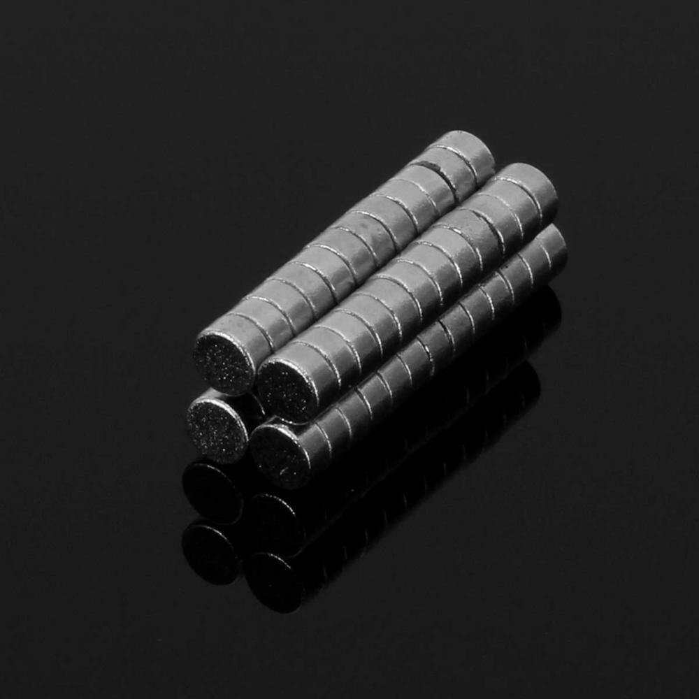 50Pcs N52 3X1.5Mm Ronde Cilinder Super Sterke Zeldzame Aarde Diy Neodymium Magneten Koelkast Ambachten Voor Akoestische veld Elektronica