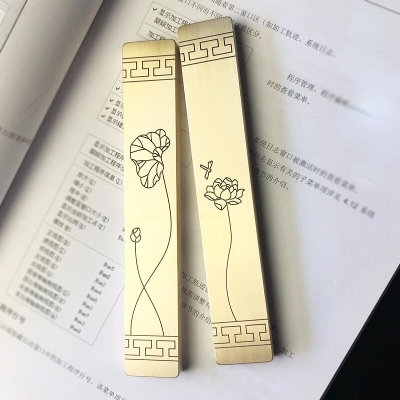 Brass Paperweight Paper Press Paperweights Carving Calligraphy Painting Paperweights Chinese Style Lotus Pattern Metal Ornaments