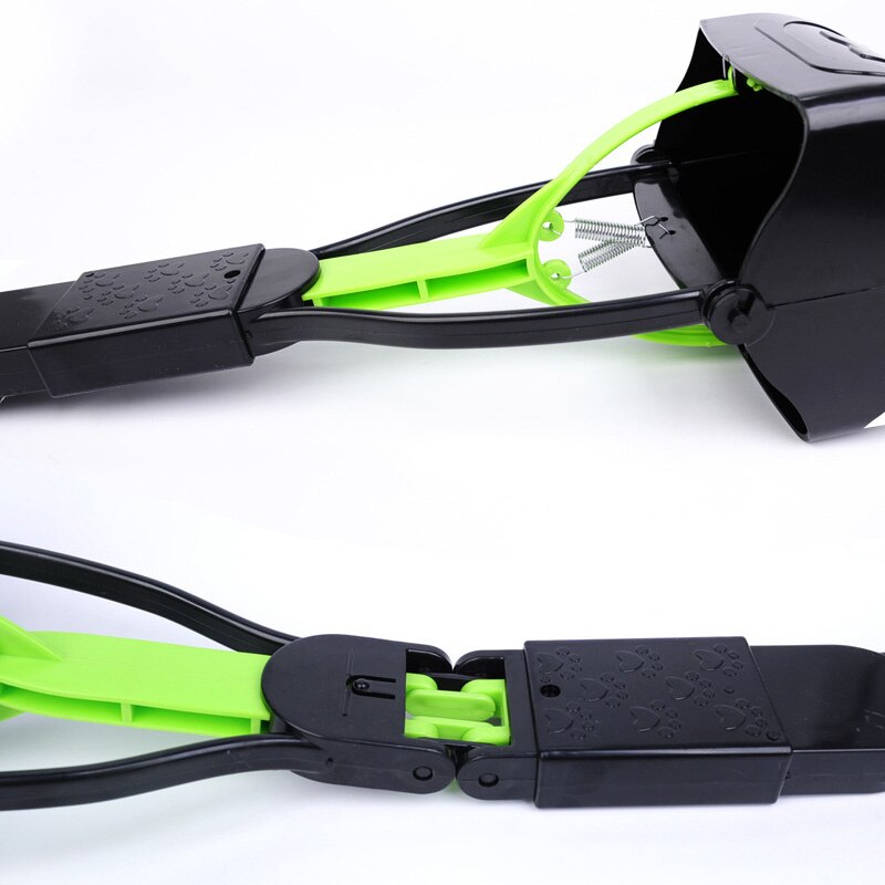 Portable Dog Feces Picker Foldable Pet Manure Clip Outdoor Use Pet Poop Storage Box Dog Sanitary Fittings With Garbage Bags