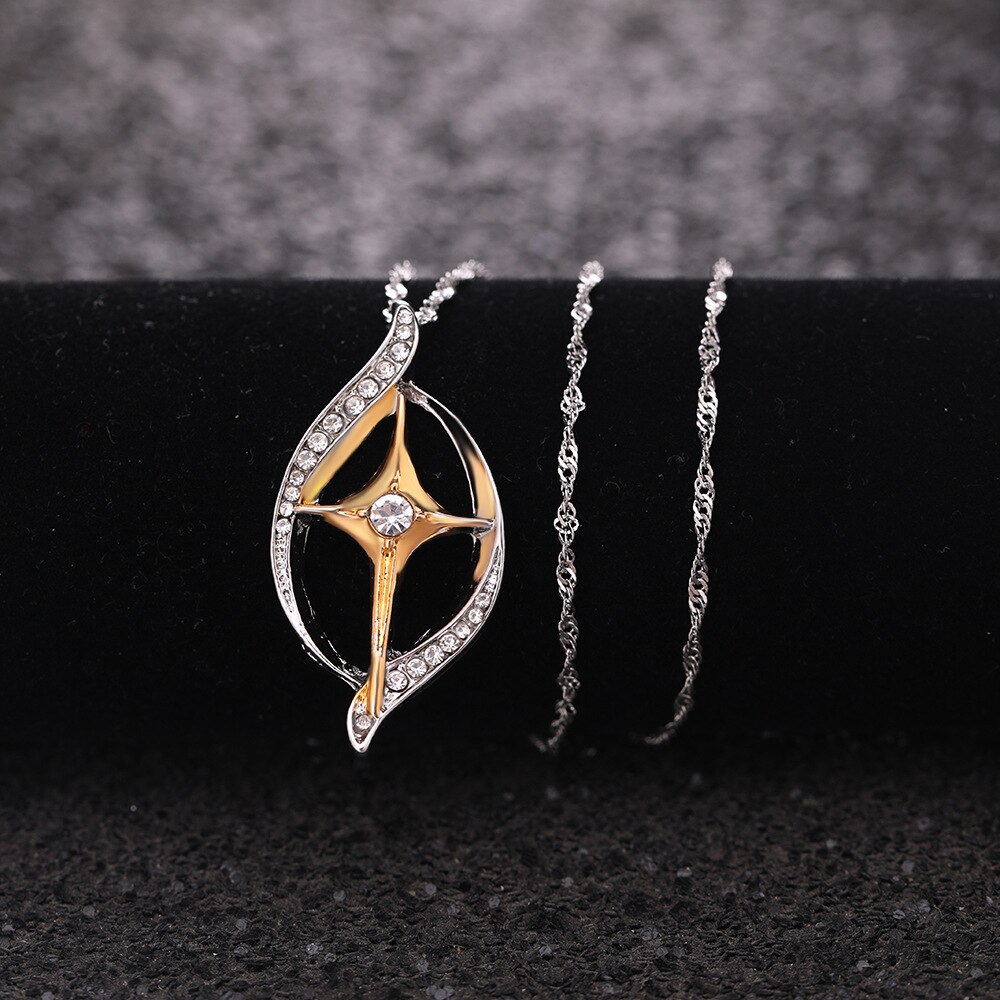 Diamond Heart-shaped Notre Dame Necklace European and American Love Religious Pendant