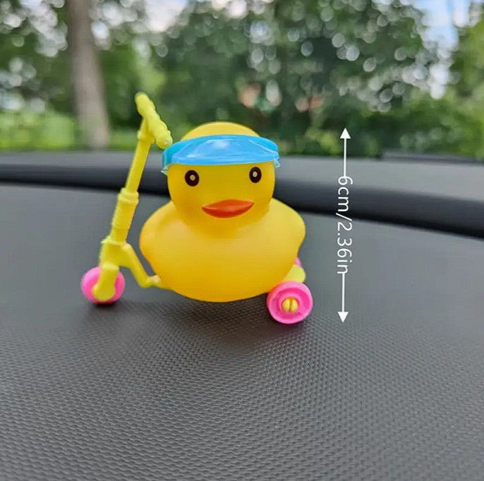Auto rubberen eend, gele eend decoratie dashboard met zonnehoed zwemring ketting: green