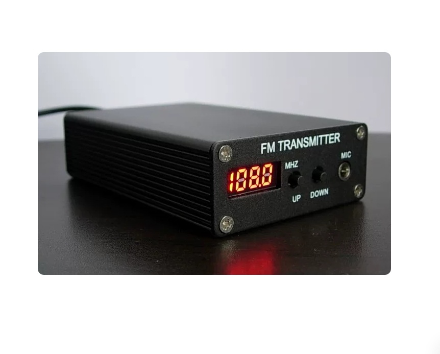 Trasmettitore Stereo PLL FM MP3 5W 87-109MHZ Mini stazione Radio + alimentatore + antenna