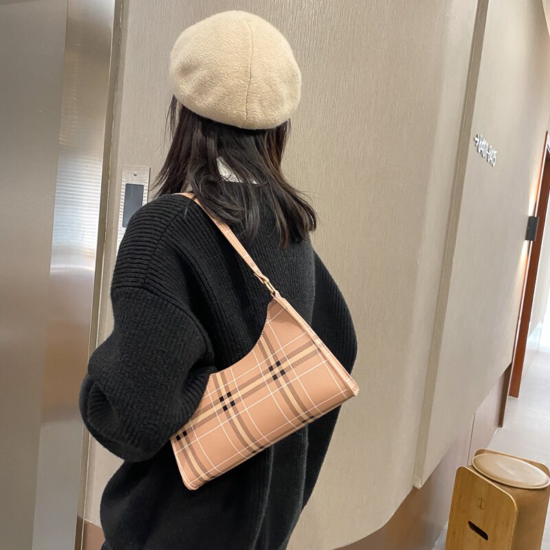 Baguette Shape Women Handbag Female Plaid Striped Shoulder Bag Luxury Underarm Bag Clutch Phone Bags Daily Tote