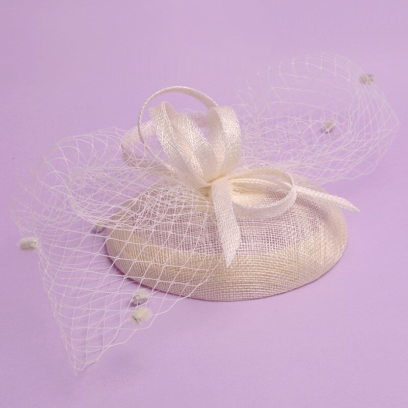 Wedding Bridal Hats Fascinator Feather Ma yarn ladies hat Western-style banquet mesh yarn feather headdress: Beige