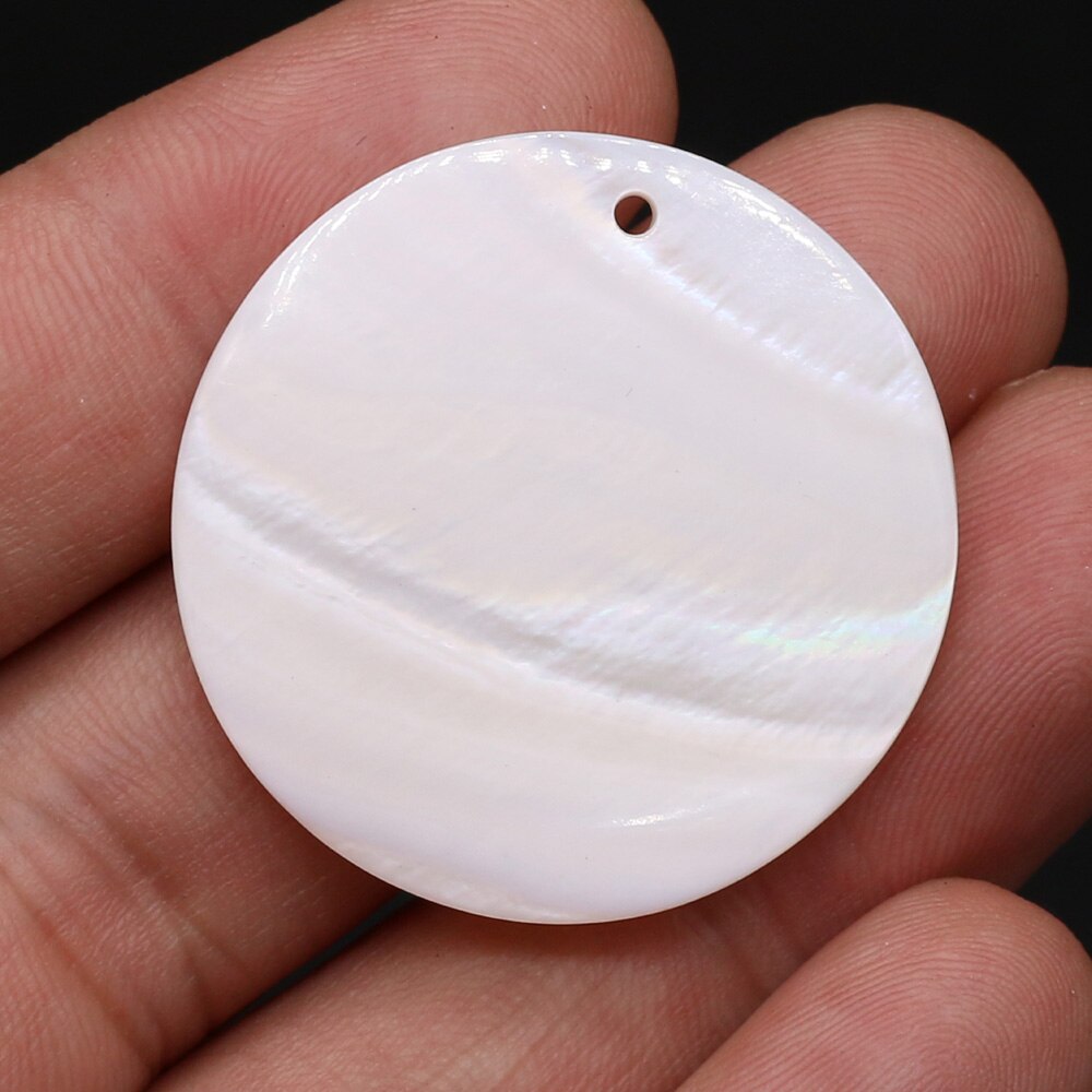 10pcs Natural Freshwater Round White Shell Mother of Pearl Shell Pendant for Jewelry Making DIY Necklace Earring Women: 35x35mm