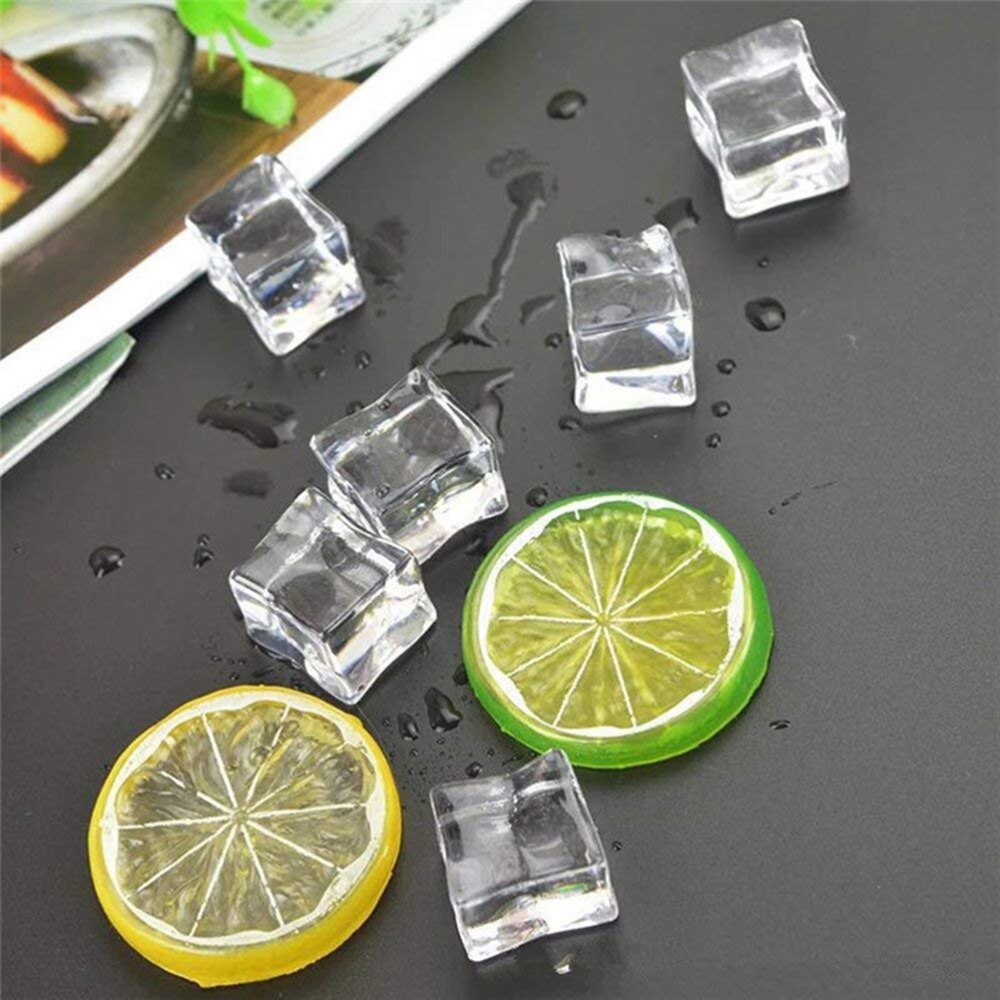 50Pcs 30mm Cube Shape Artificial Acrylic Ice Cubes Glass Luster Ice Cubes Crystal Clear Photography Props Kitchen Decoration