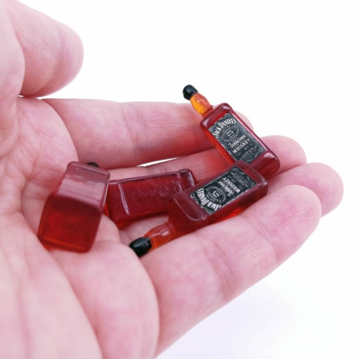 Miniatuur eten play scène model Poppenhuis mini accessoires 4 whisky flessen