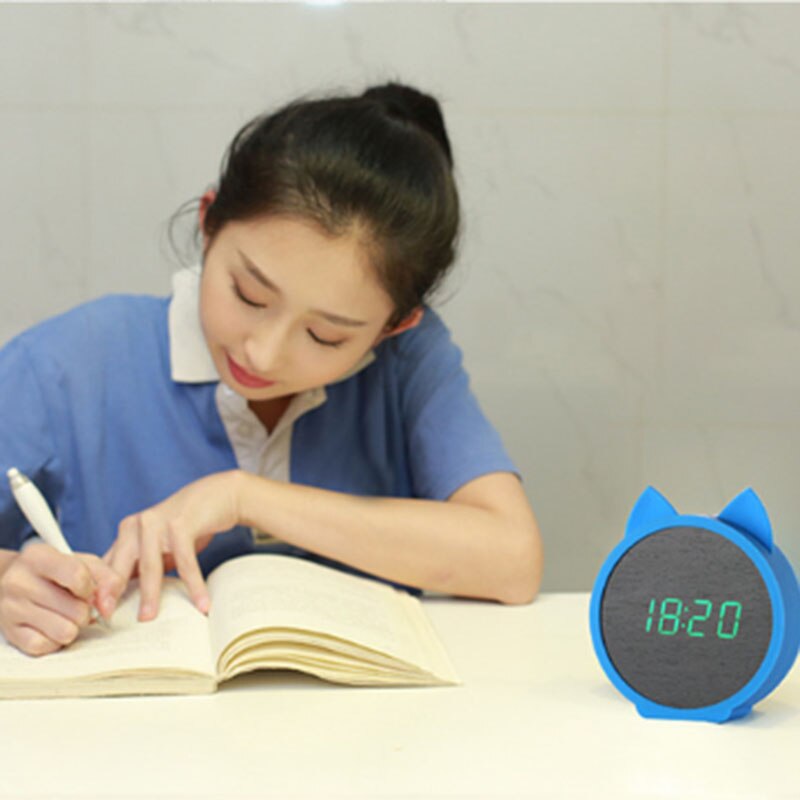 LED Wooden Silent Alarm Clocks Kids Clock Cute Cat Silicone Electronic Wooden Table Clock Cartoon Calendar Perfection