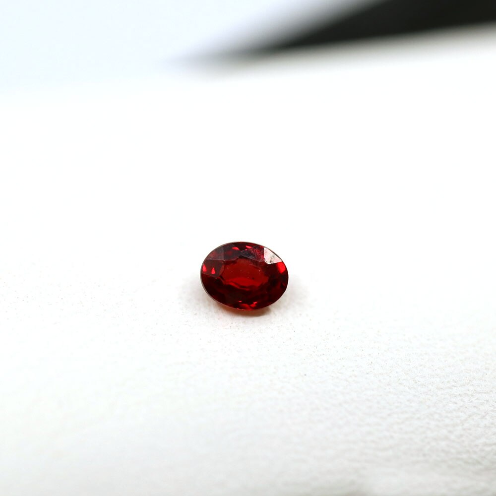 Zaffiro rosso naturale ovale 3*4mm brillante preziosa pietra preziosa colorata sciolta per gioielli fai da te un pezzo in un lotto tbj