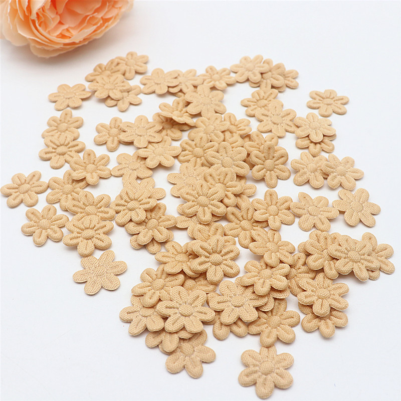 Tela de 2cm con cinco pétalos de flores en relieve, accesorios de tela de joyería DIY, Material de pegatinas de tela: Blanco sin níquel