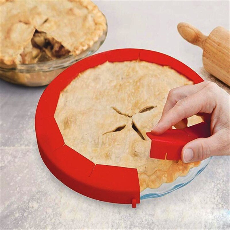 Pie Pizza Protection Cover Adjustable Silicone Pie Crust Shield Silicone Fit 8.5Inch - 11.5Inch Rimmed Dish Cake Bakeware Tool: Red