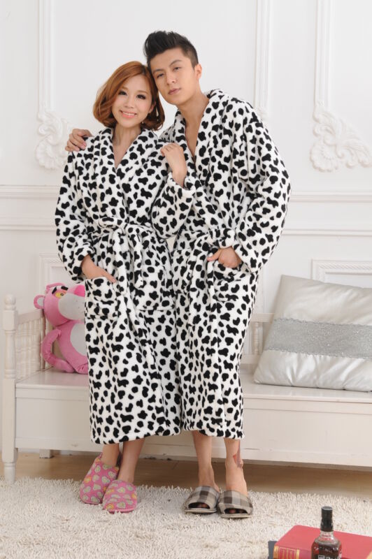 Matching Couples Bathrobe Thick Velvet Warm Robes Sleepwear Soft Flannel Long Belt Robe Homewear Women Men Leopard Print Robes