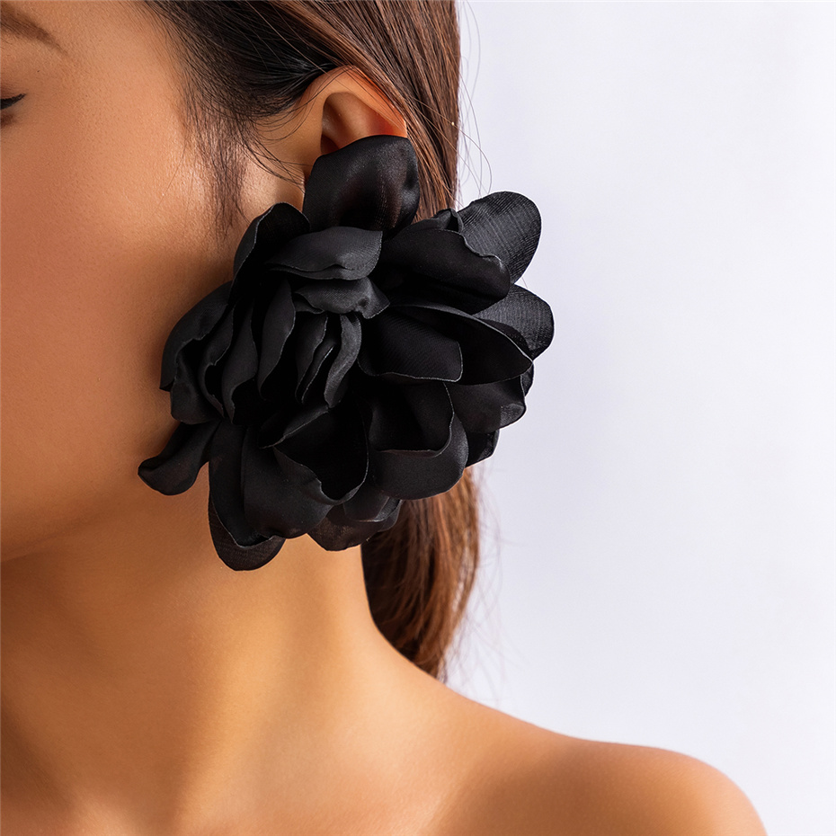Ingemark-pendientes grandes exagerados de tela esponjosa con forma de flor para mujer, aretes de pétalos elegantes, joyería Y2K, accesorios de boda: PLATEADO