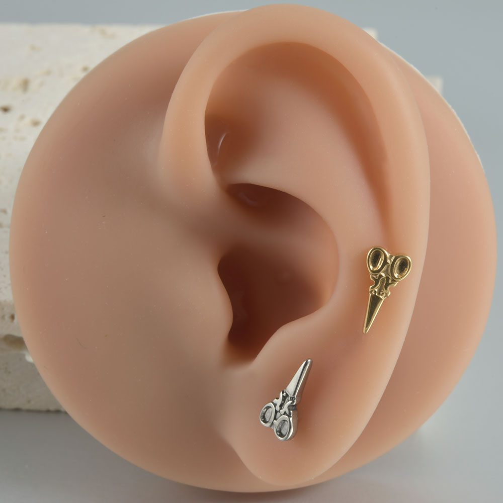 1PC G23 solidny tytan nożyce wąż chrząstka kolczyki Stud 16G gwint wewnętrzny cyrkon Helix ucho Tragus Piercing biżuteria
