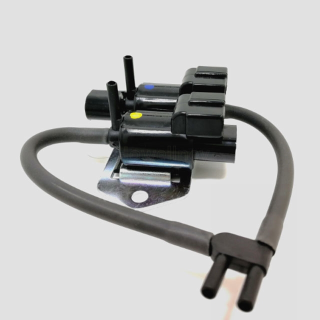 Voor Mitsubishi Pajero L200 L300 V43 V44 V45 K74T V73 V75 V78 Vrijloop Clutch Controle Magneetventiel MB620532 MB937731