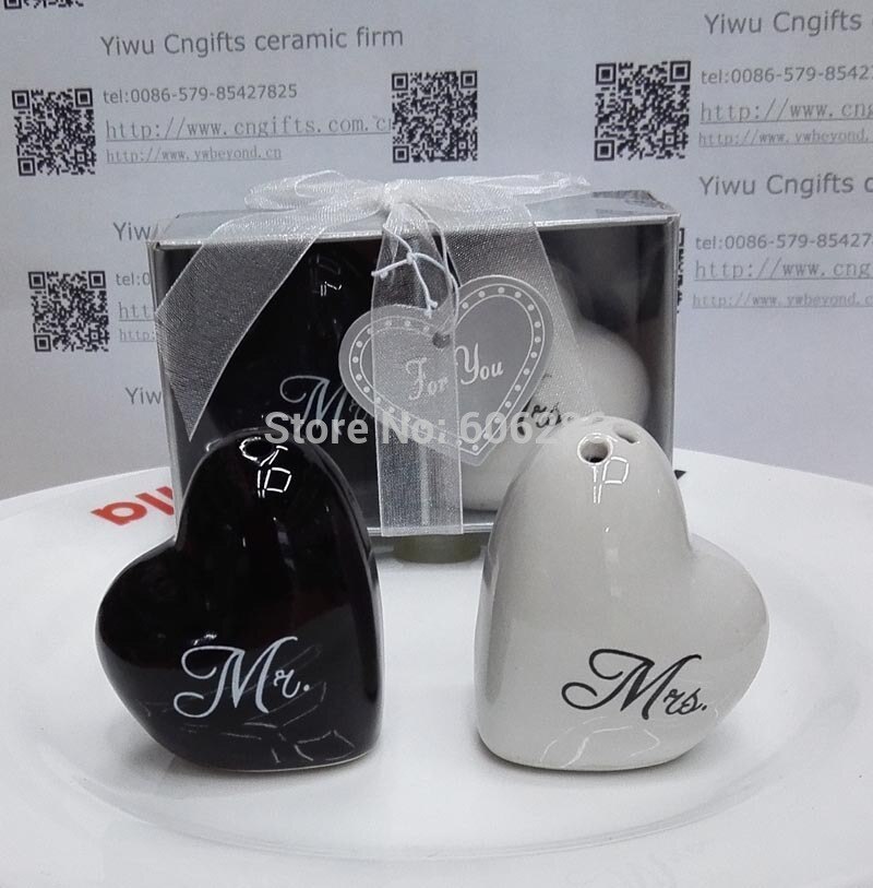 40pcs(20sets)/lot wedding return heart shaped Mr Mrs Ceramic Salt and Pepper Shakers for event giveaways