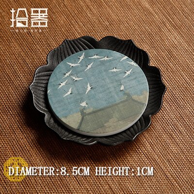 Absorbent ceramic dry brewing table, small tea tray, round lotus, Zen purple clay pot, teapot base, pot holder: 03small