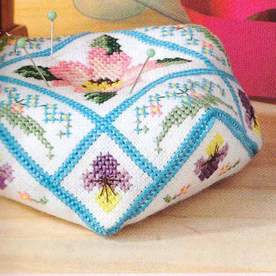 Cross Stitch Pin Neddle Cushion 059A 14ct Biscornu Needlework DIY Kit Embroidery Set Counted Cross-Stitching Pincushion