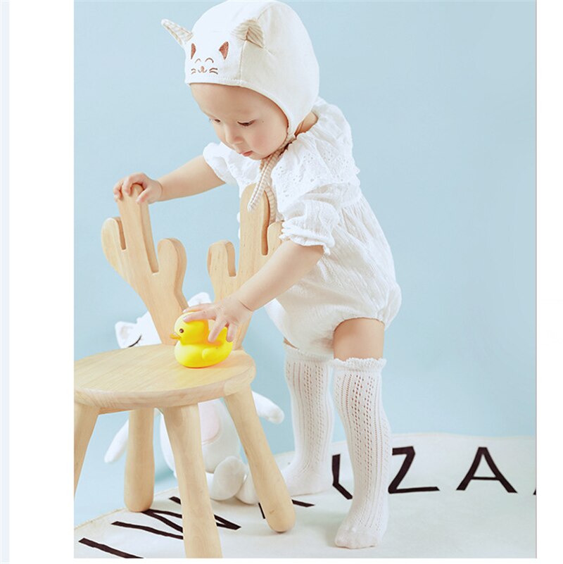 Baby pige sommer stil shift mesh tynde babystrømper blonder løs lim skridsikker baby over knestrømper anti-myg
