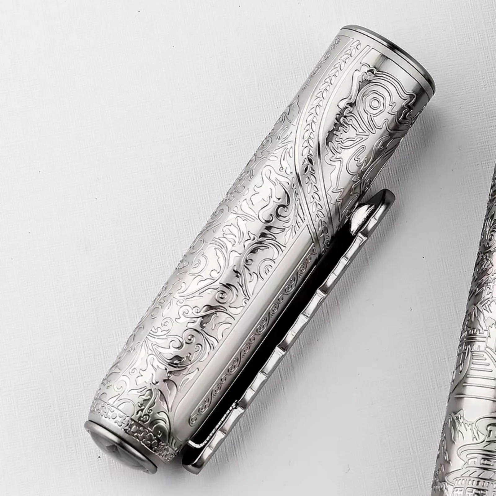 Pluma estilográfica Hongdian 100 de pistón Iridium EF/F/M/punta de cuchillo largo, hermosa pluma de de escritura grande con grabado de Metal