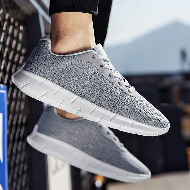 Lightweight Comfort Men Running Sneakers Mesh Breathable Fashion Athletic Shoes Large Size Jogging Tenis Masculino Outdoor Trend