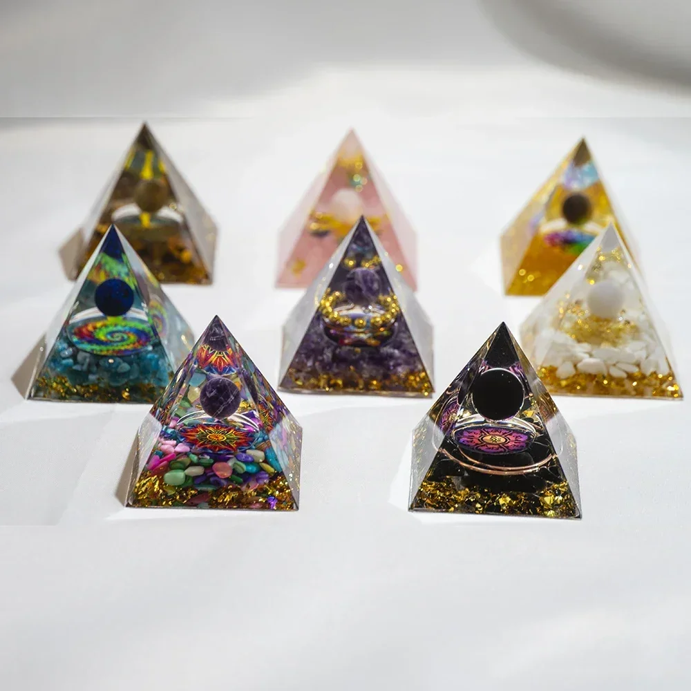 Hars Piramide Natuurlijke Kristallen Grind Steen Energiegenerator Reiki Healing Chakra Meditatie Ornamenten Ambachten Kantoor Kamer Decor