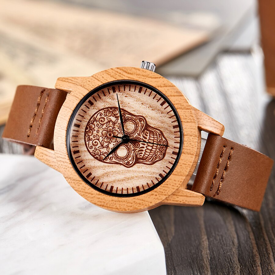 Imitatie houten horloge mannen vrouwen imitatie houten polshorloge zachte leren band mannen kwarts paar pols klok schedel bidsprinkhaan paard uur: Schedel vrouwen