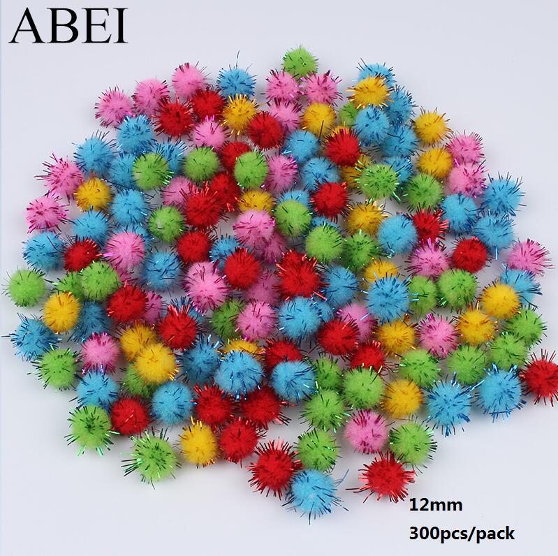 12mm 15mm 20mm Sparkly Pom Poms Glitter Tinsel Pompones DIY Sewing Garments Accessories Pompom Ball Wedding Christmas Decoration: A