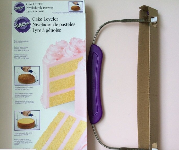 Wilton cake leveler maat s