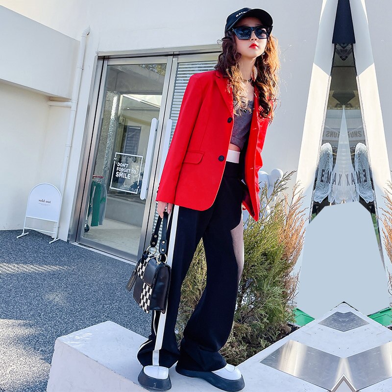 Blazer + gilet + pantaloni rossi per ragazze con set di abbigliamento a tre pezzi a strisce laterali primavera abiti per bambini moda Costume formale di lusso