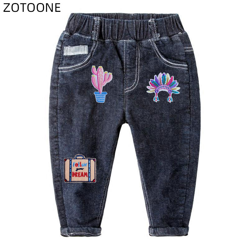 Zotoone Geborduurde Badge Ijzer Op Veer Patch Warmteoverdracht Voor Kleding Jeans Diy Kameel Cactus Patches Voor Kinderen Tas Applique E