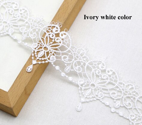 Adornos de encaje solubles en agua de corte clásica, accesorios de costura de ropa (ss-1006), 1 yarda de ancho: 5cm: Ivory white