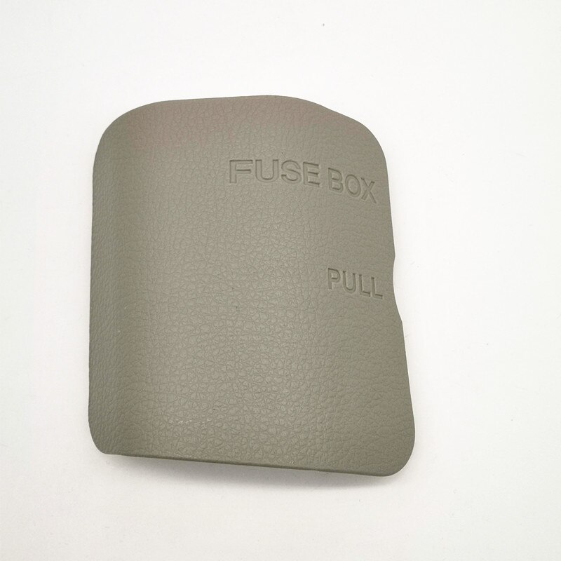 Suitable for Mazda 6 GG indoor fuse box cover A-pillar trim panel cover BCM cover GP9A-68-381