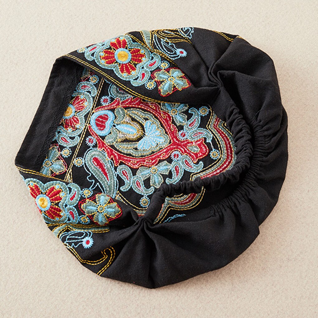 Étnico mexicano Estilo Vintage mujer flores de bordado pañuelos estampada roja sombrero gorros de invierno para mujeres 5 Estilo