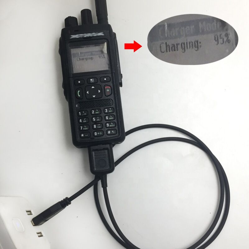 Mtp 3150 laddare för motorola tetra mtp 3100/ mtp 3250/ mtp 6750/ mtp 3550 billaddare 12-24v