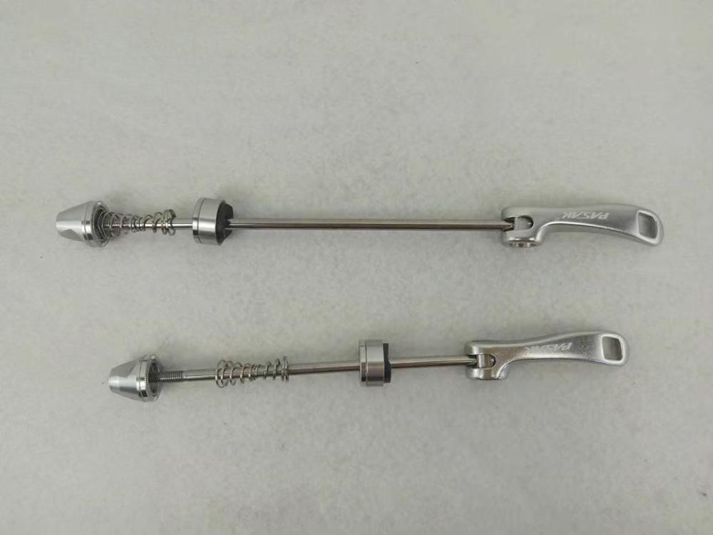 Pasak pikalukitusakseli maastopyörän pyörät vartaat akseli napa akseli 5mm ydin pyöräkerta lukittava 9*100mm 9*135mm: Titaani