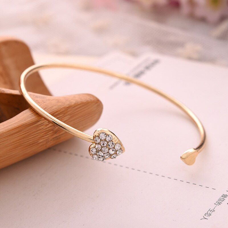 Urocze Love Heart Shape bransoletki i Bangles dla kobiet dziewczynki kryształowa bransoletka złota srebrna kolorowa bransoletka oświadczenie biżuteria A233