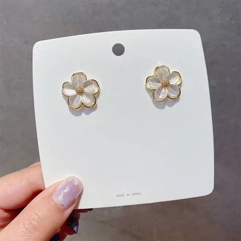 Coreano Nuovo Semplice Ed Elegante Borsette Fiore Orecchini con Perno per Le Donne affrescare Cavità Del Metallo Del Fiore Studenti di Vacanza Del Partito Gioielli Regali