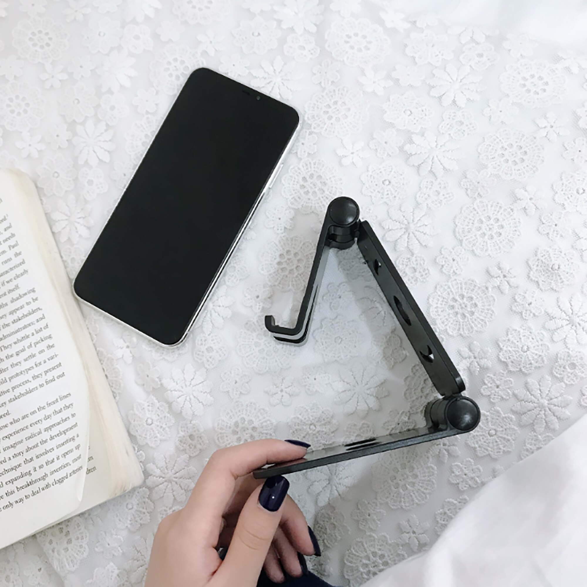 Stable Desk Stand Phone Holder Tripod Adjustable Hight Foldable Universal Non-slip Screen Table Holder Stand for iphone max