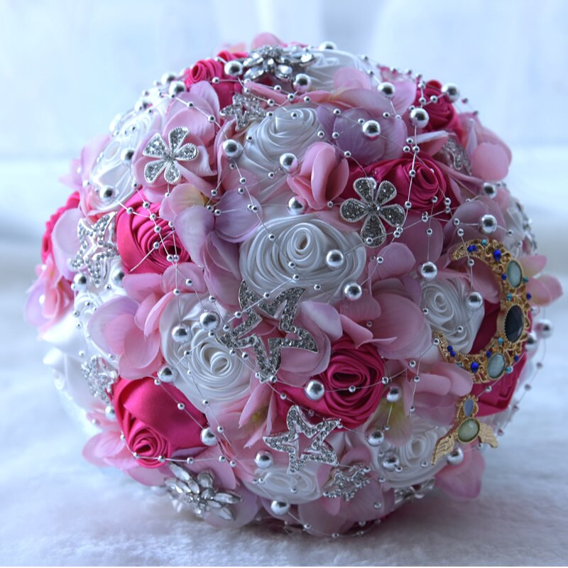 Kyunovia charmant Mond Sterne Brosche Strauß Satinband Braut Hochzeitsstrauß Brautstrauß Perlen Burgund Rosen Hochzeit Strauß FE43: wie Bilder Rosa