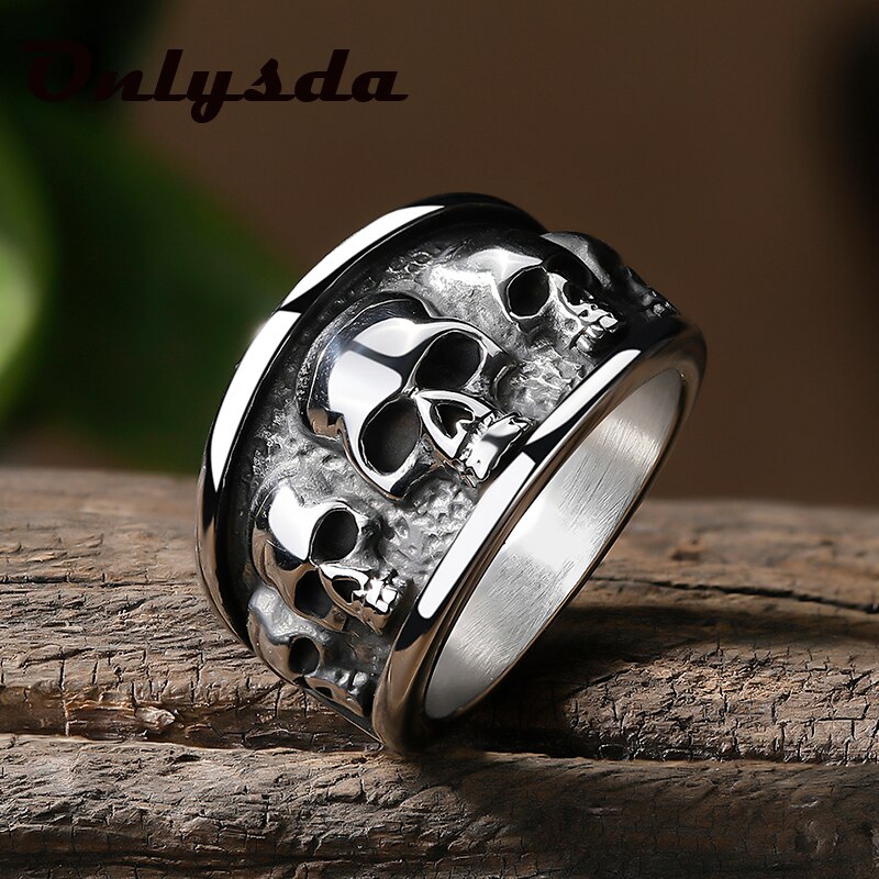 Gothic Ring Met Schedel En Slangenmotief Zwart main image 1