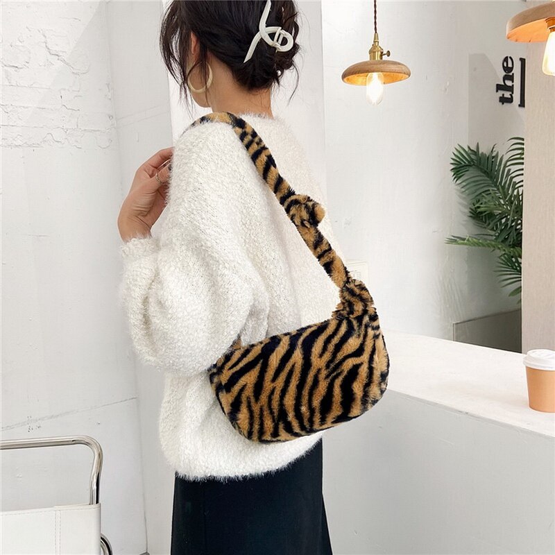 Leopard Print Crossbody Bags For Women Autumn Winter Plush Soft Shoulder Messenger Bags Ladies Fluffy Handbag And Purse