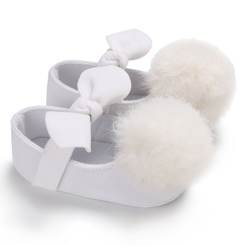 Chaussures en fourrure pour bébés filles de 0 à 18 mois, à la , semelle souple, avec pompon, pour les premiers pas,: WHITE / 2