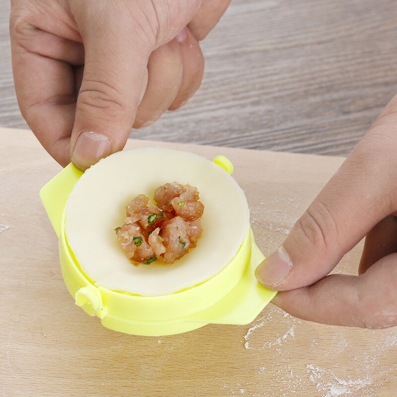 Color Dumpling Making Device Manual Dumpling Clamp In The Kitchen Dumpling Wrapper Mold Food Grade Material