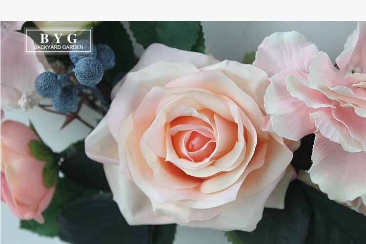 Sztuczne kwiaty jedwabne róże eukaliptusowe jagody drzwi nadproża kwiat lustro girlanda z kwiatów wieniec ślub tło z kwiatami rekwizyty