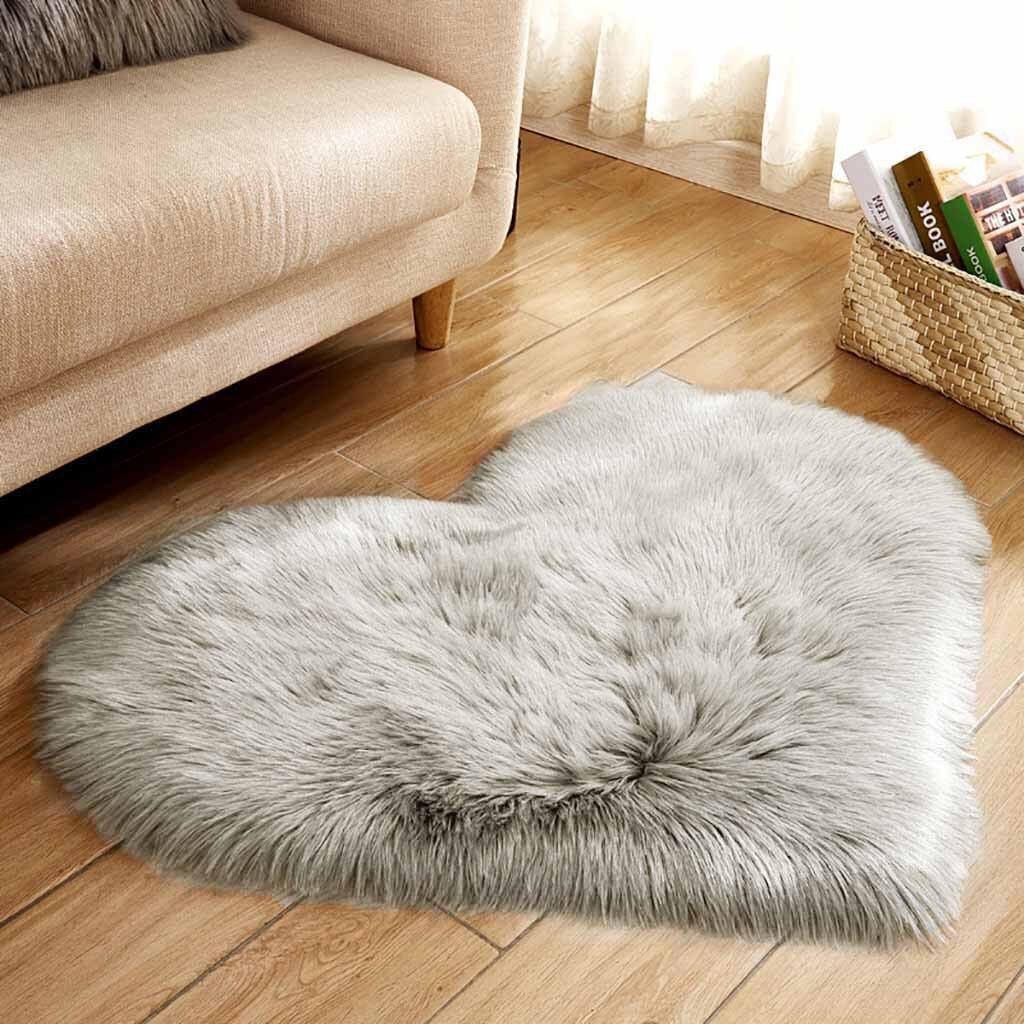 Bedroom Shaggy Carpet Heart-shaped Fluffy Floor Mats Wool Imitation Sheepskin Bed Room Faux Fur Non Slip Rugs Bedside Home Decor