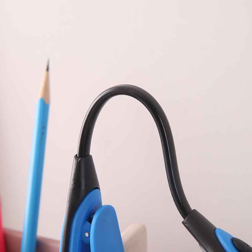 Luz LED Flexible portátil para leer libros, lámpara de lectura brillante, Mini luces de iluminación para dormitorio, tipo Clip